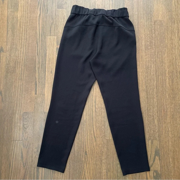 Lululemon On the Fly 7/8 Black Woven Pants Size 4 Office Casual Travel 27" - Picture 12 of 16